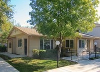 Oak Glen Apartments
