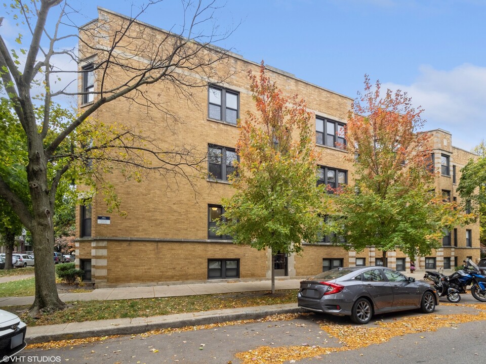 4455 N Hamilton Ave, Unit 3 in Chicago, IL - Building Photo