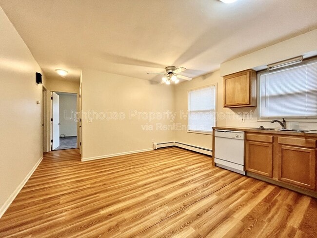 971 McCarty St NW in Walker, MI - Building Photo - Building Photo