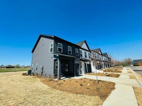 133 Lauren St in Adairsville, GA - Building Photo - Building Photo
