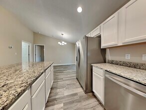 8547 N Tiny Lily Dr in Citrus Springs, FL - Building Photo - Building Photo