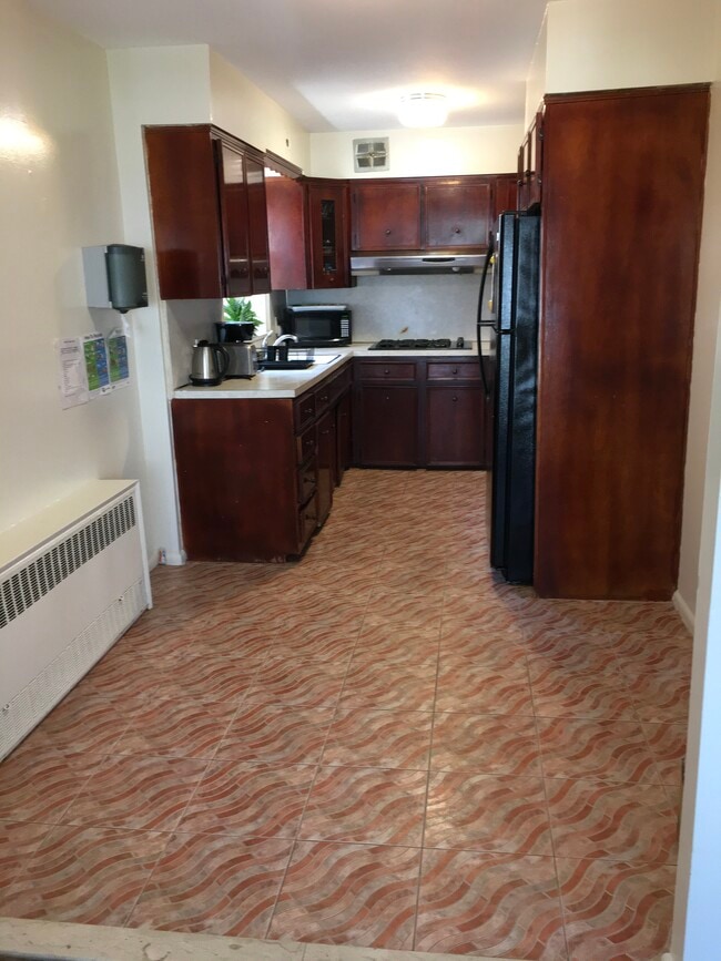 1650 New York Ave, Unit 3rd Floor in Brooklyn, NY - Foto de edificio - Building Photo