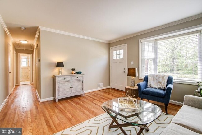 11803 Rocking Horse Rd in Rockville, MD - Building Photo - Building Photo