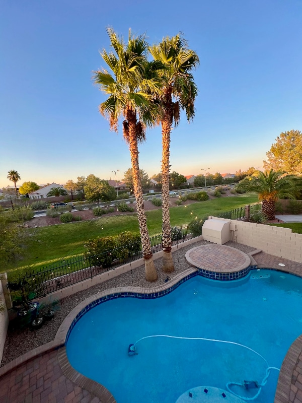 property at 3942 Villeroy Ave