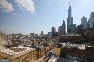 2200 Arch St in Philadelphia, PA - Building Photo - Building Photo