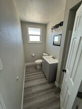 251 Juniper St in Barstow, CA - Foto de edificio - Building Photo