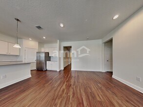 27592 St Andrews Ave, Unit Ranch in Wesley Chapel, FL - Building Photo - Building Photo