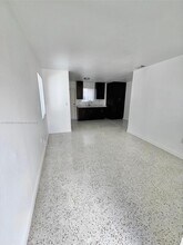 626 W 17th St in Hialeah, FL - Building Photo - Building Photo