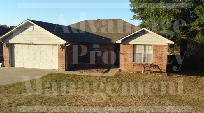 1650 Appalachian Dr in Conway, AR - Building Photo