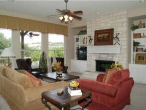 404 Golf Crest Ln in Lakeway, TX - Building Photo - Building Photo
