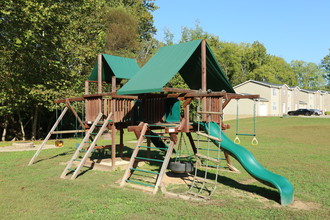 Hidden Brook Apartments & Townhomes in Culloden, WV - Building Photo - Building Photo