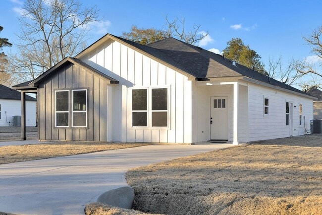 property at 104 Runnels St