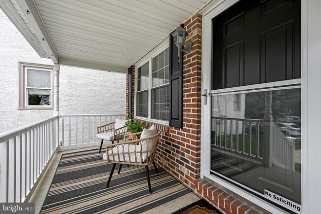 property at 39 Wood St