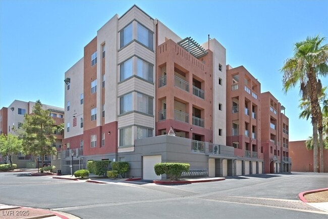property at 31 E Agate Ave