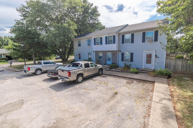 property at 1655 W Amos Dr