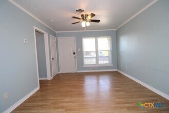 105 E Avenue A in Copperas Cove, TX - Building Photo - Building Photo