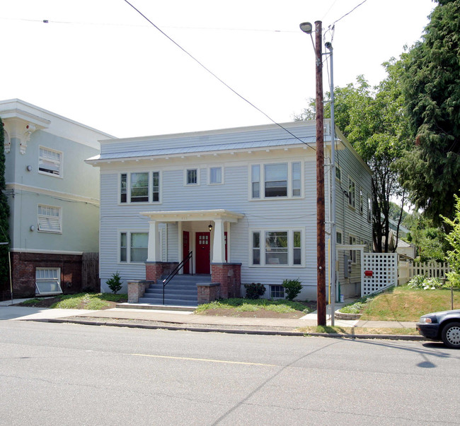 625-627 SE 30th Ave in Portland, OR - Foto de edificio - Building Photo