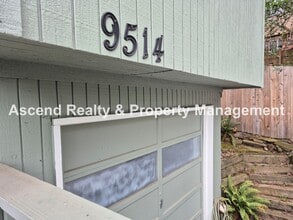 9514 SW 53rd Ave in Portland, OR - Building Photo - Building Photo