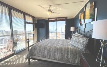 3481 Lakeside Dr NE in Atlanta, GA - Foto de edificio - Building Photo