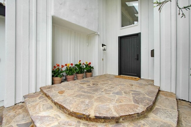 4359 Park Alisal in Calabasas, CA - Building Photo - Building Photo