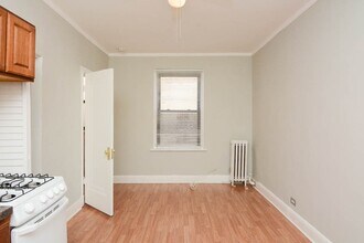 3836 N Fremont St, Unit 905 in Chicago, IL - Building Photo - Building Photo