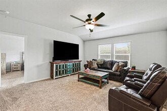 513 Bronze Cir W in Springtown, TX - Building Photo - Building Photo