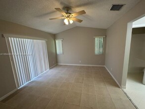 1253 Majesty Ter in Weston, FL - Building Photo - Building Photo