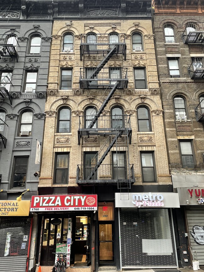 1760 First Ave in New York, NY - Building Photo - Building Photo