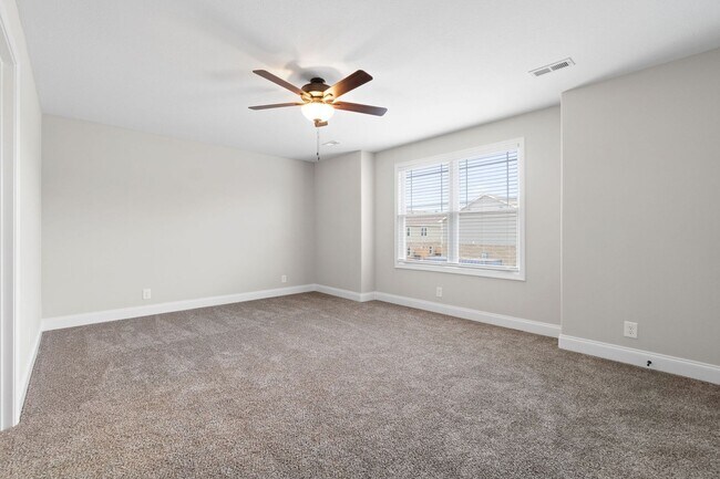 338 Fallow Cir in Clarksville, TN - Building Photo - Building Photo