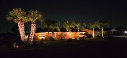 1801 El Rio Dr in Sun City Center, FL - Building Photo - Building Photo