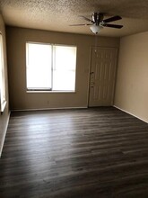 4933 S 6th St in Abilene, TX - Building Photo - Building Photo