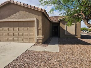 814 W Cholla St in Casa Grande, AZ - Building Photo - Building Photo