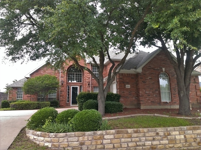 property at 4904 Virginia Woods Dr