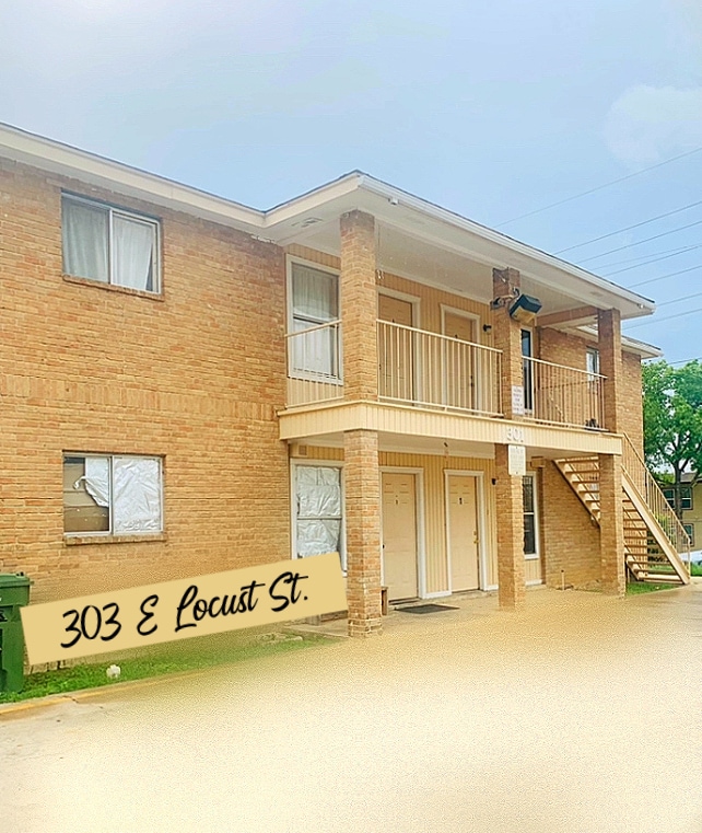301 E Locust St
