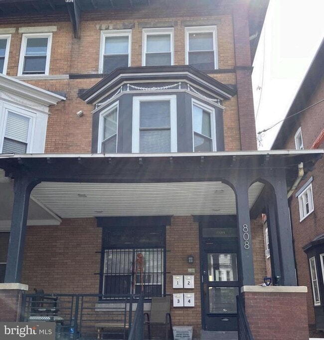 property at 808 S 49th St