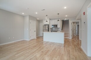 1710 Cambridge St, Unit 8 in Philadelphia, PA - Building Photo