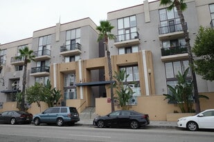 360 W Avenue 26, Unit 226 in Los Angeles, CA - Building Photo