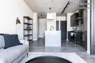 939 W Washington Blvd in Chicago, IL - Building Photo - Building Photo