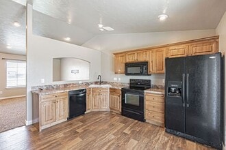 3077 Sagebrush Cir in Iona, ID - Building Photo - Building Photo