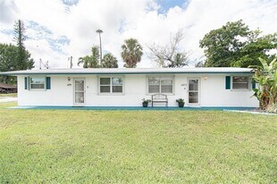 6872 SW 15th St in Pompano Beach, FL - Building Photo