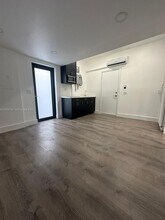 9807 SW 161st Ave in Miami, FL - Building Photo - Building Photo