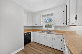 1321 Briarfield Ave in Charleston, SC - Building Photo - Building Photo