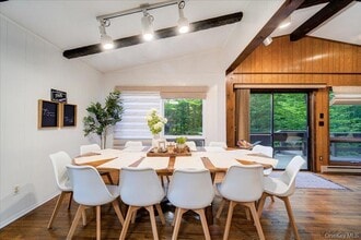 40 Winterthur Rd in Woodridge, NY - Building Photo - Building Photo