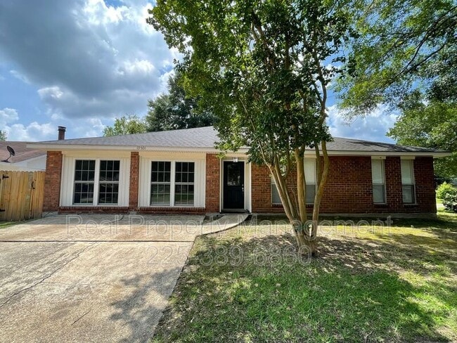 property at 13701 Gentilly Ct