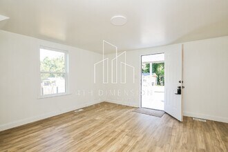 325 Jackson St in Reidsville, NC - Building Photo - Building Photo