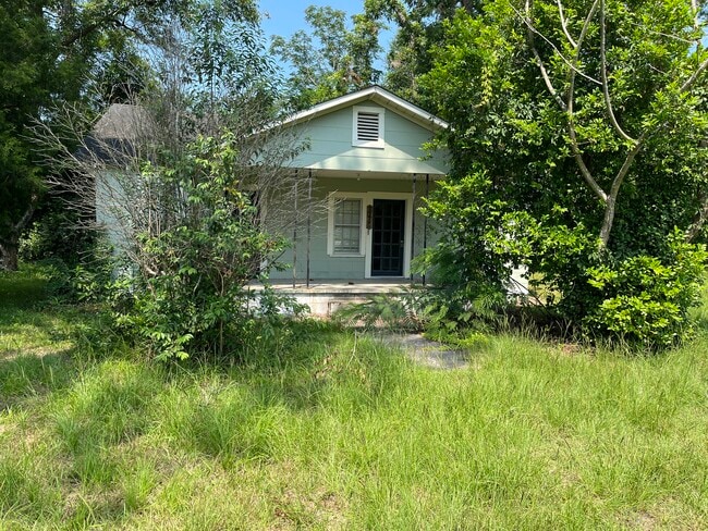 property at 16927 US-80