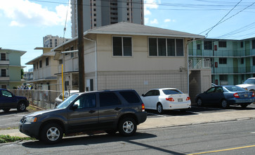 2123 Waiola St in Honolulu, HI - Building Photo - Building Photo