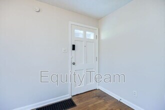 6949 Marbev Dr in Cincinnati, OH - Building Photo - Building Photo