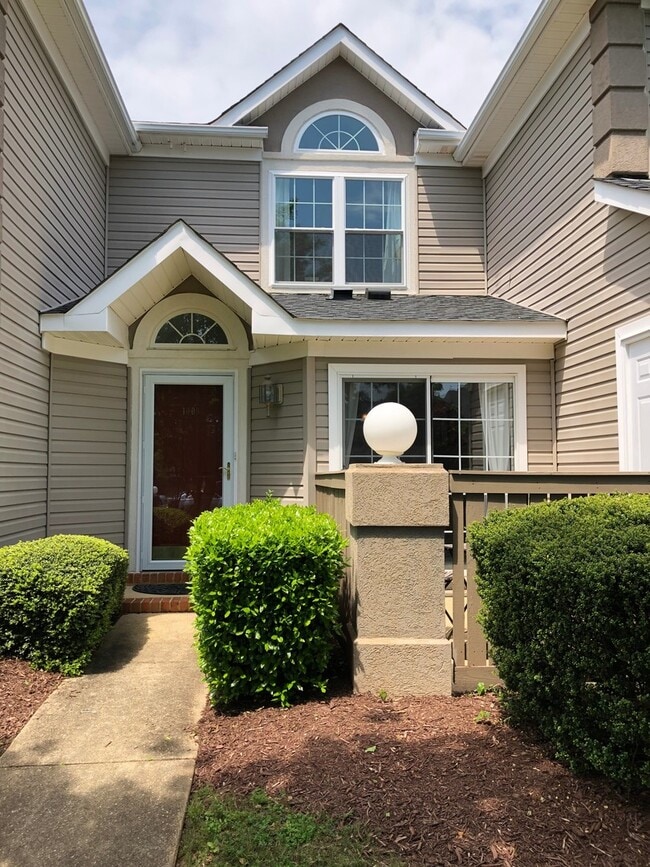 property at 1009 Queens Way