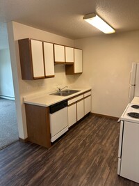 Brandyhill  Apartments Center #1 in Fargo, ND - Foto de edificio - Interior Photo